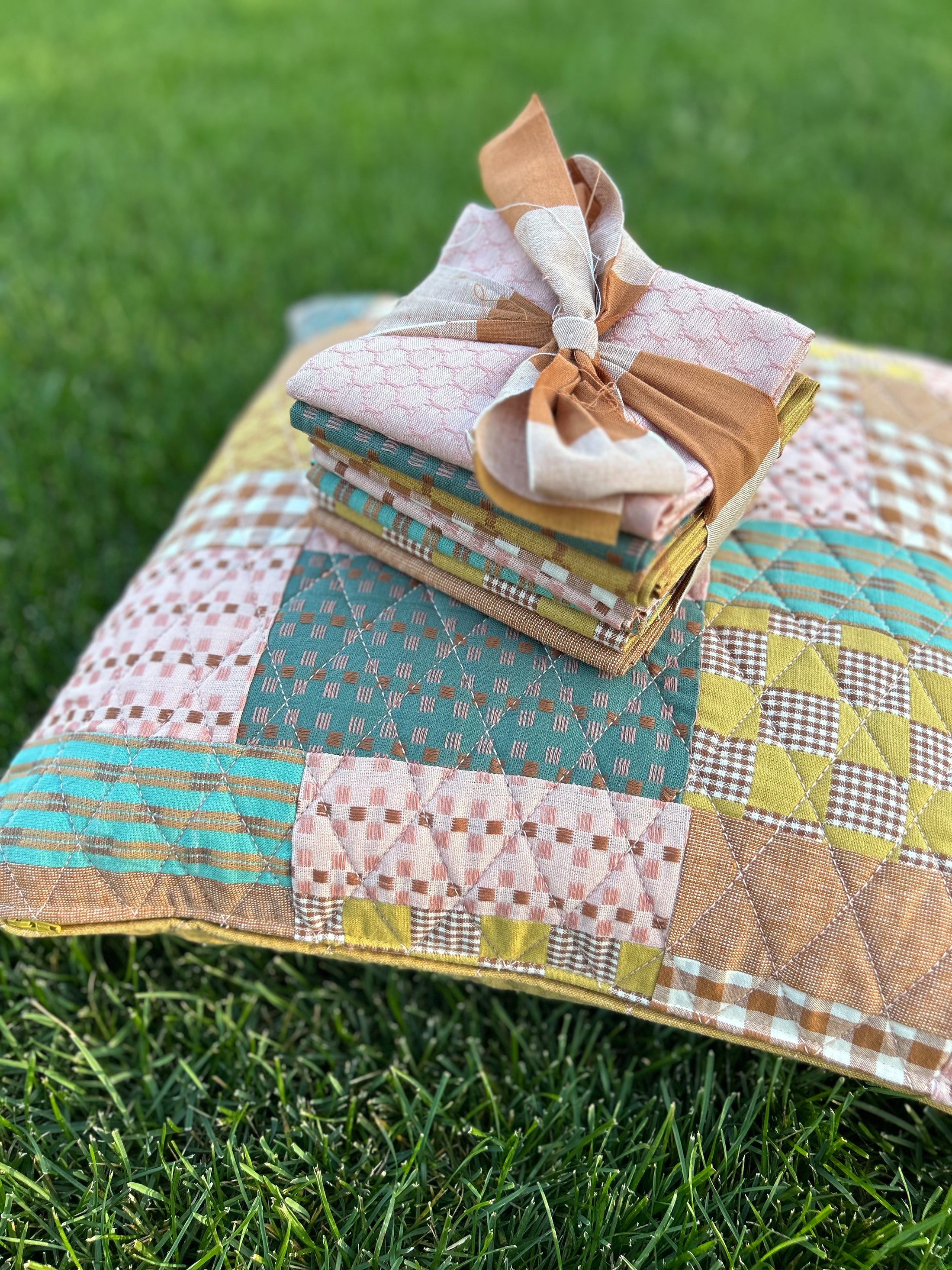 How to Make a Quilted Zipper Pillow Using the Always Together Quilt Bl ...