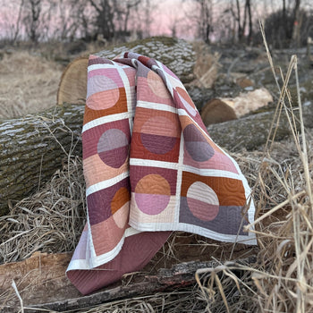 Full Circle Quilt Pattern – Remi Vail Studio