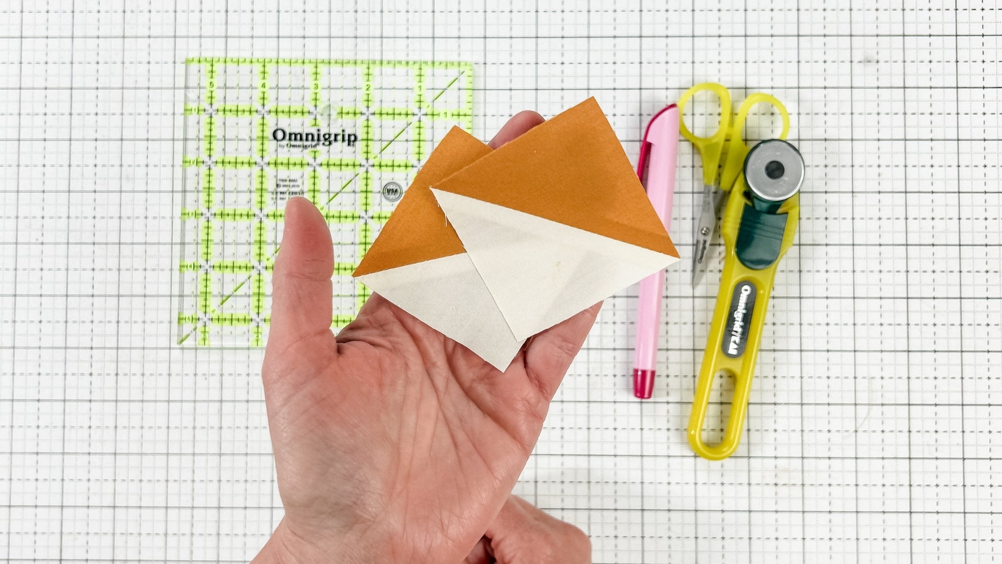 How To Make Half Square Triangles (HSTs) Two At A Time – Remi Vail Studio