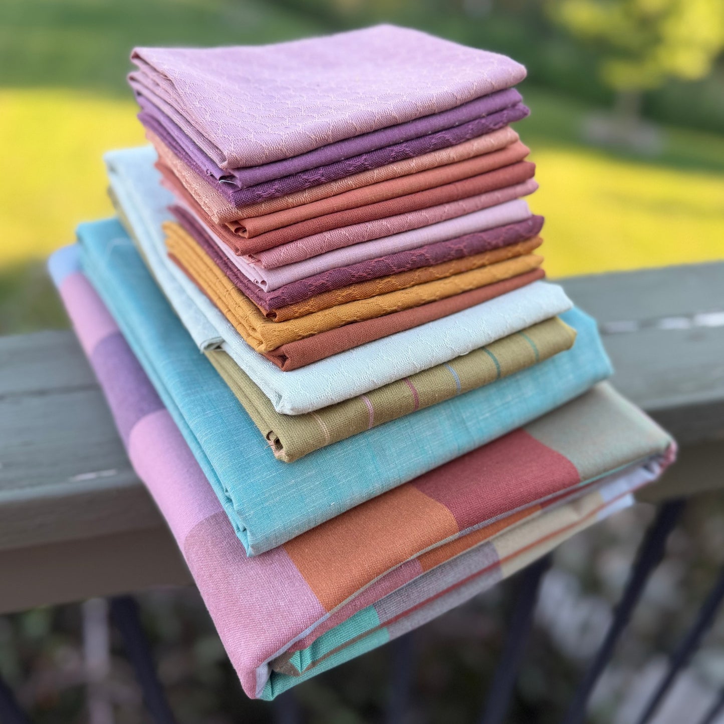 Mary Golden Quilt Kit - Throw Size Limited Palette Cover Version