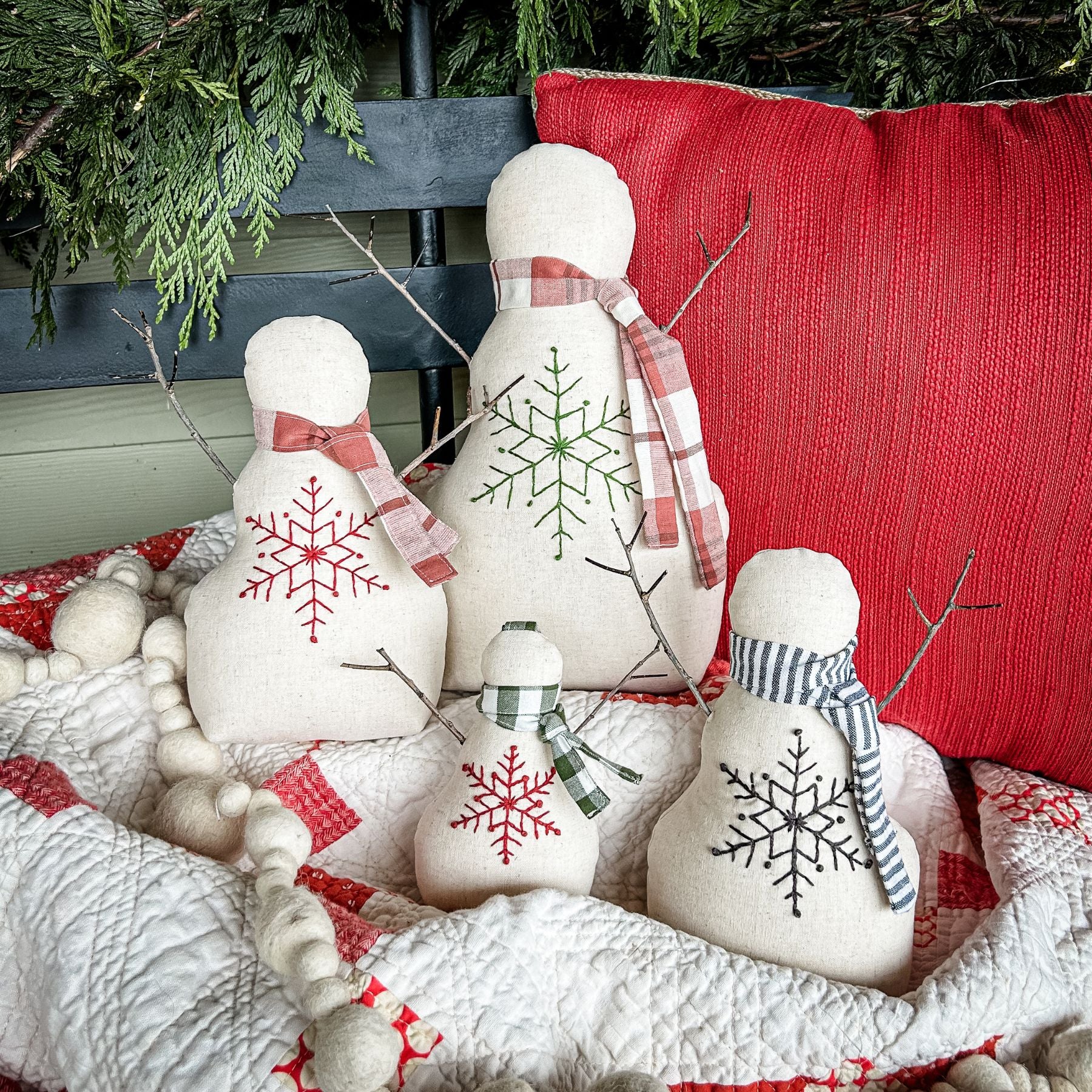 Finn Frost Snowman Plushie Pattern - PDF | Remi Vail Studio