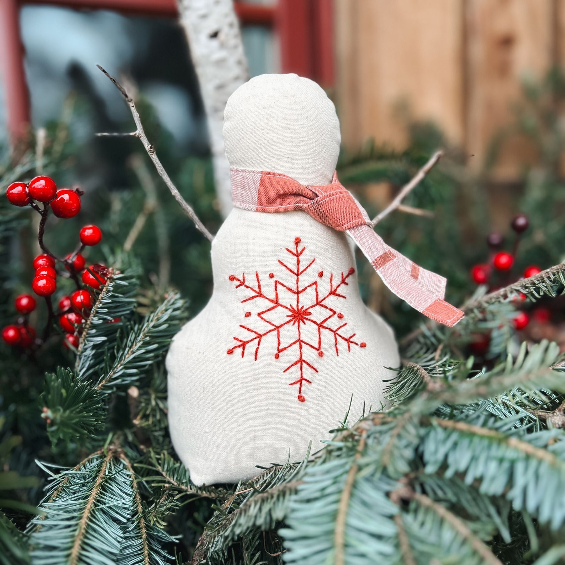 Finn Frost Snowman Plushie Pattern - PDF | Remi Vail Studio