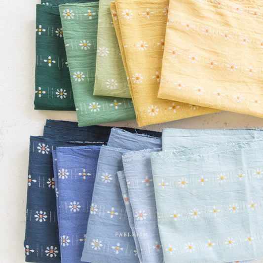 Stone Blue Daisies - Forest Forage Daisies Collection - Fableism Supply Co - FORDAI22STONEBLUE
