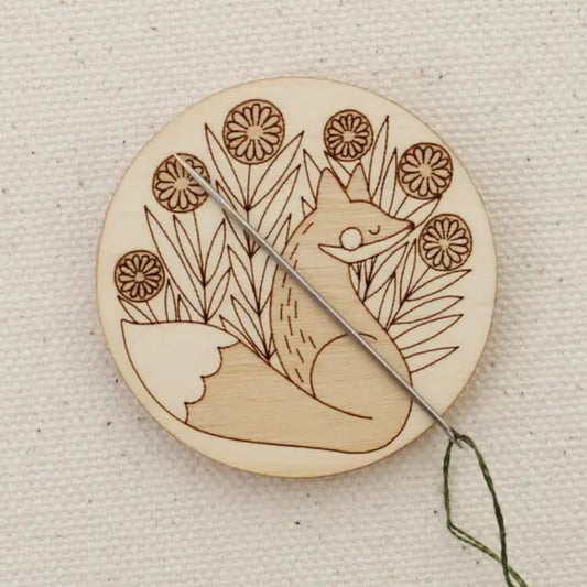 Fox Wooden Magnetic Needle Minder - Oh, Little Wren
